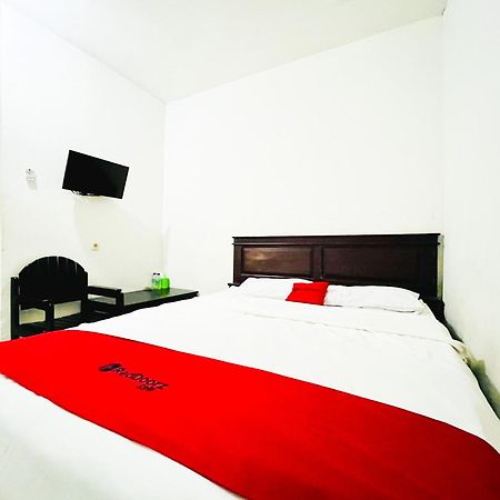 Reddoorz At Krisan Kendari Ξενοδοχείο Pulupanda Εξωτερικό φωτογραφία