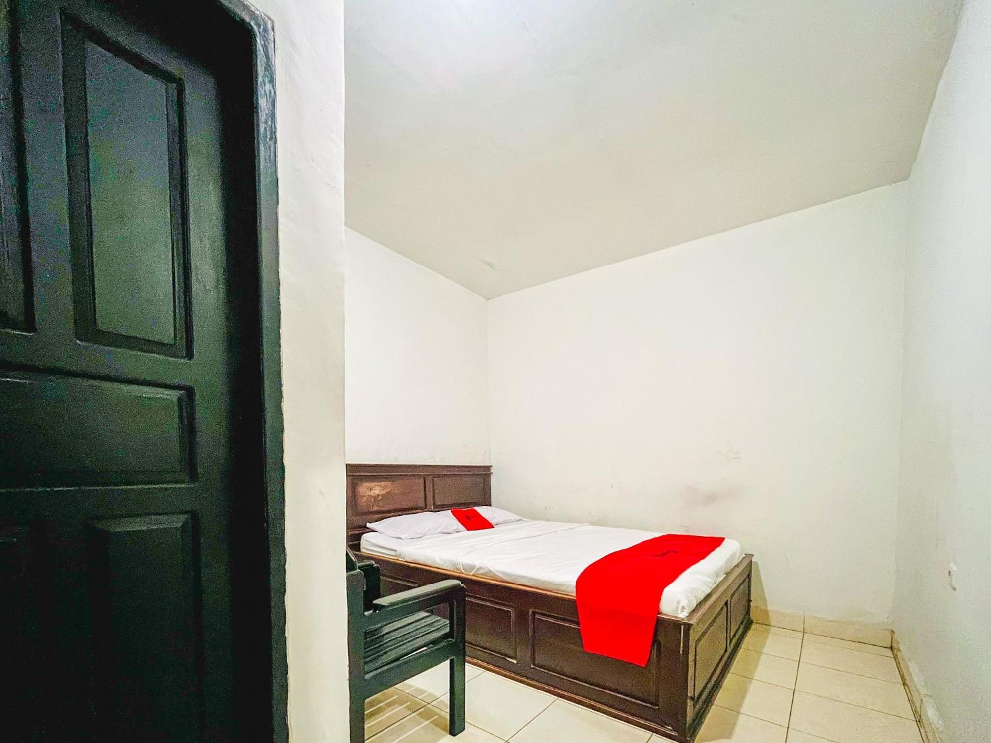 Reddoorz At Krisan Kendari Ξενοδοχείο Pulupanda Εξωτερικό φωτογραφία
