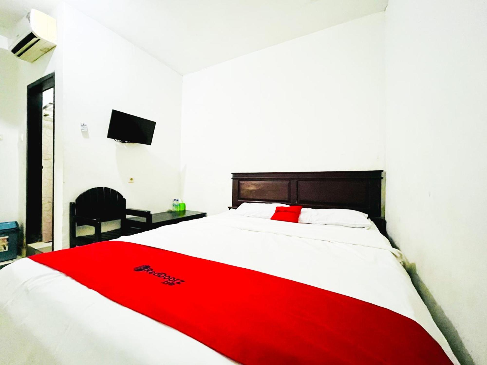 Reddoorz At Krisan Kendari Ξενοδοχείο Pulupanda Εξωτερικό φωτογραφία