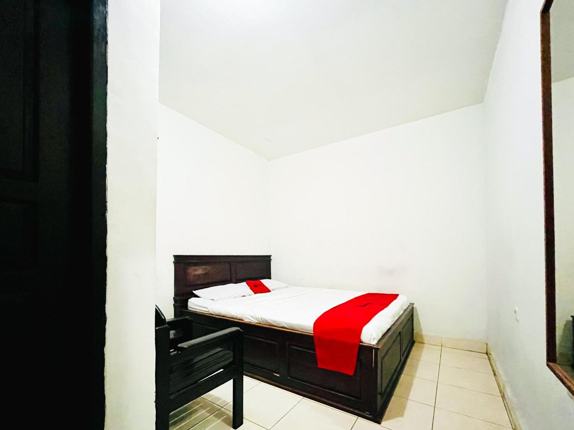 Reddoorz At Krisan Kendari Ξενοδοχείο Pulupanda Εξωτερικό φωτογραφία
