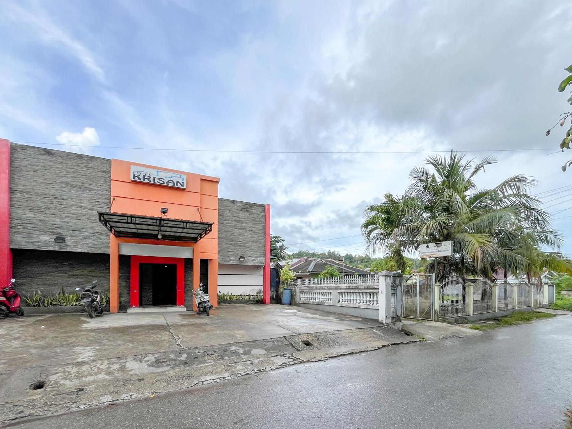 Reddoorz At Krisan Kendari Ξενοδοχείο Pulupanda Εξωτερικό φωτογραφία